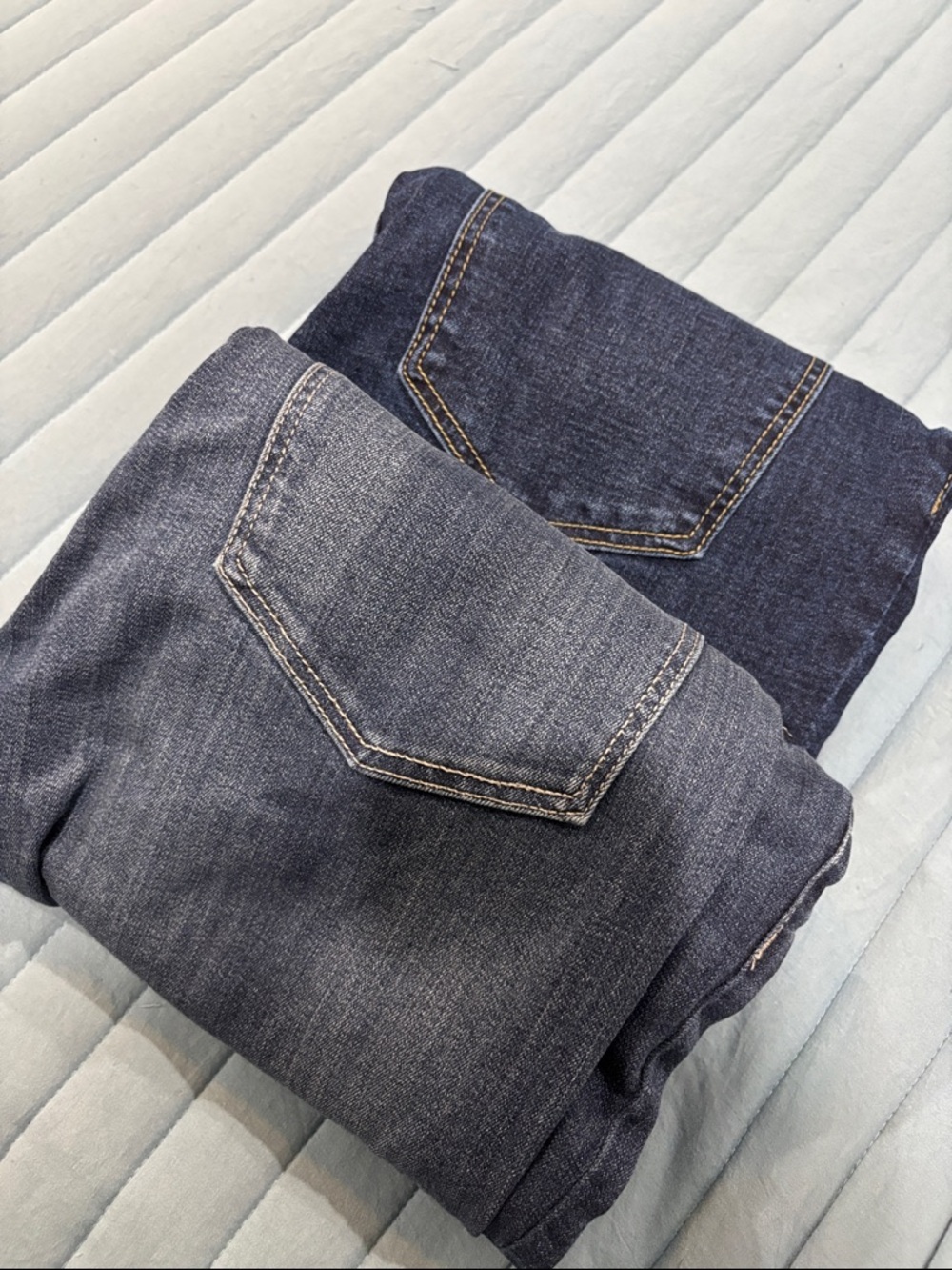 Lot of 2 Liverpool Abby Jeans Size 8 - Medium and Dark Wash